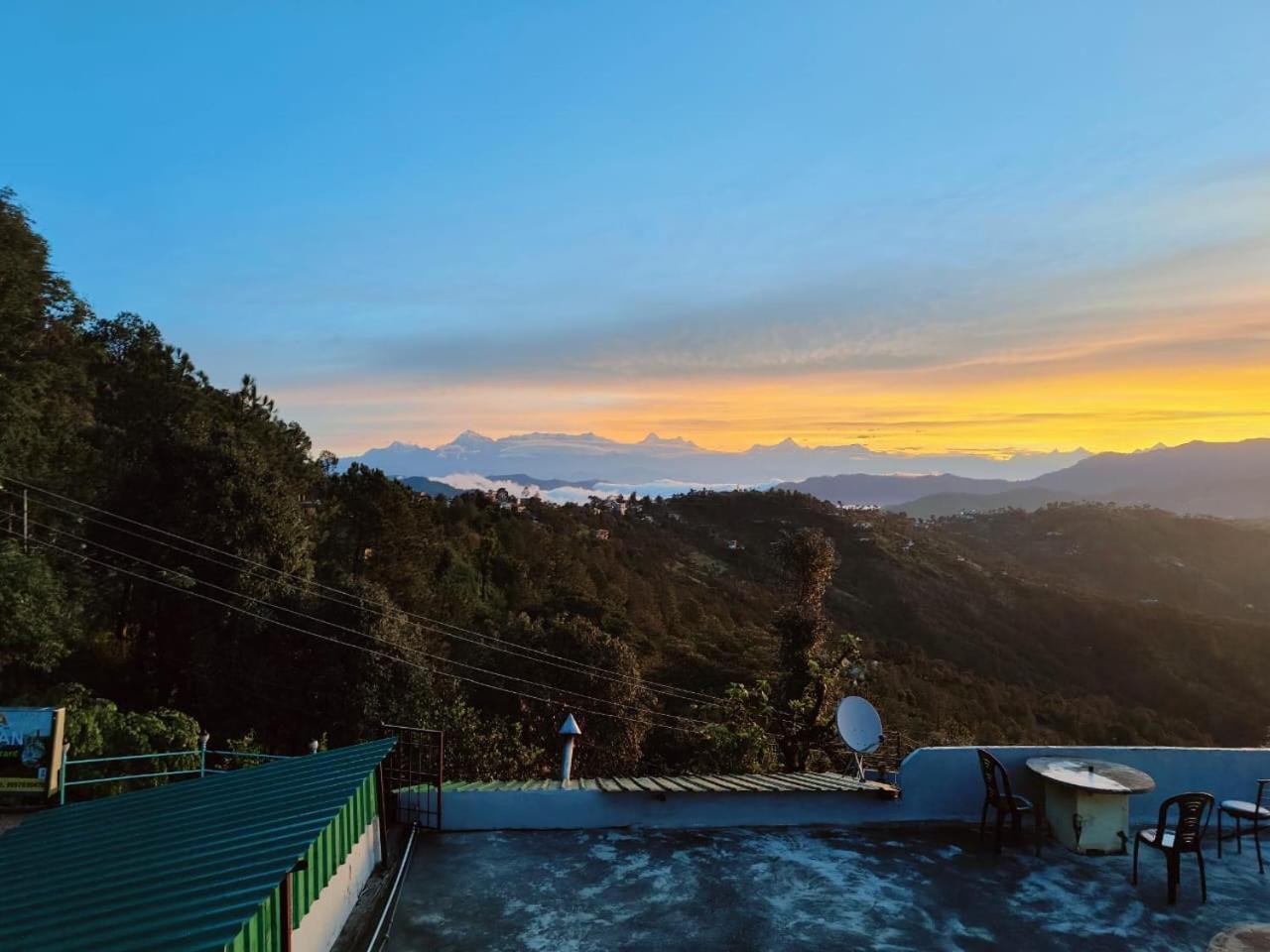 Отель Rudra Retreat Hawalbagh Экстерьер фото